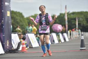 BIB: 0784
                            <button type="button" onclick="openModal(4944780)" class="btn btn-primary btn-sm float-right btn-popup" data-toggle="modal" data-target=".modal-high-quality">
                        <i class="fas fa-shopping-cart"></i> Add to Cart
                    </button>
                                            <button type="button" onclick="isThisMe(4944780, true)" class="btn btn-success btn-sm float-right btn-popup btn-isme hidden" data-toggle="tooltip" data-placement="bottom" title="นี่คือรูปของคุณใช่ไหม คลิกที่นี่เพื่อเอาเข้าอัลบั้ม">
                        <i class="fas fa-plus"></i> Add to album
                    </button>
                    <button type="button" onclick="isThisMe(4944780, false)" class="btn btn-warning btn-sm float-right btn-popup btn-isnotme hidden">
                        <i class="fas fa-ban"></i> Remove from album
                    </button>